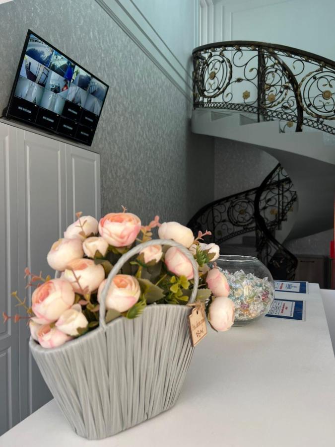 Sapphire Hotels Taraz Exterior photo